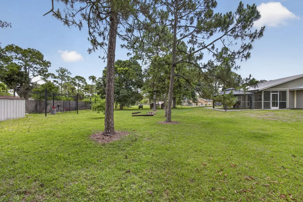 11127 46th Place N West Palm Beach FL 33411