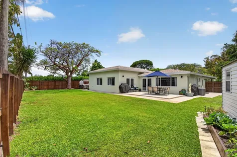 451 NE 48th Court Oakland Park FL 33334