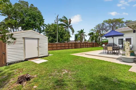 451 NE 48th Court Oakland Park FL 33334