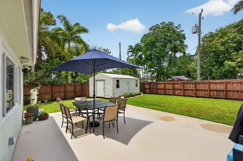 451 NE 48th Court Oakland Park FL 33334