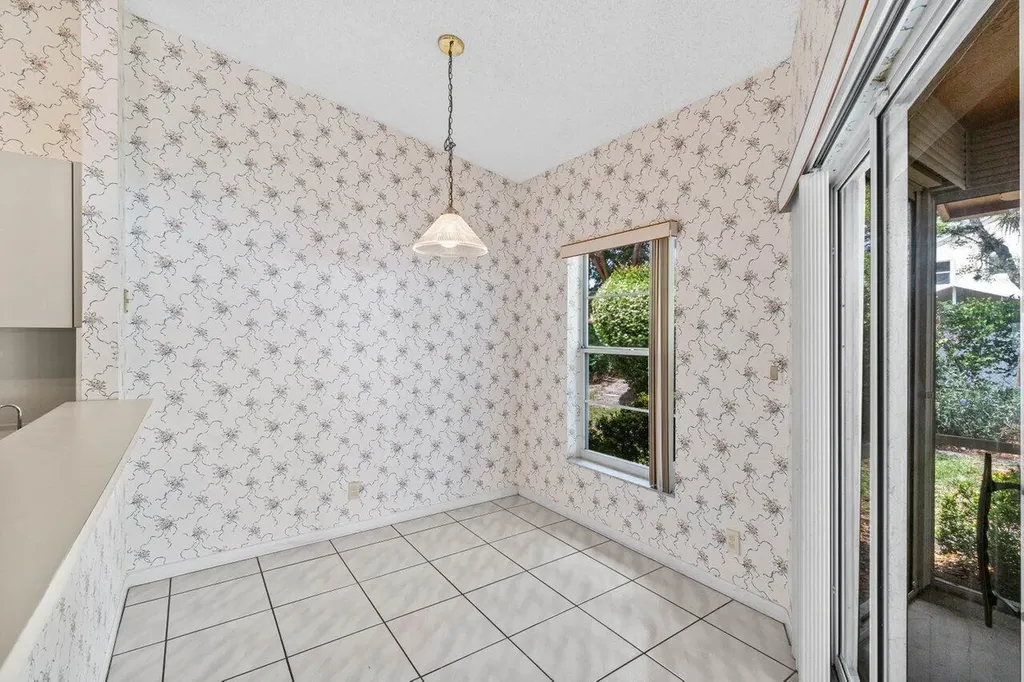 10001 Country Brook Road Boca Raton FL 33428