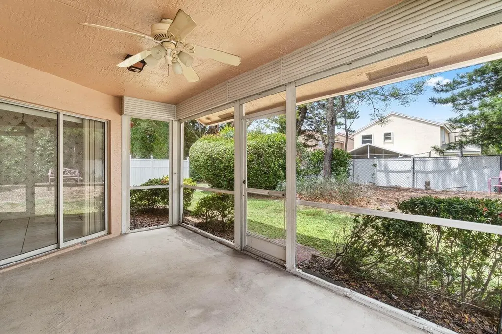 10001 Country Brook Road Boca Raton FL 33428