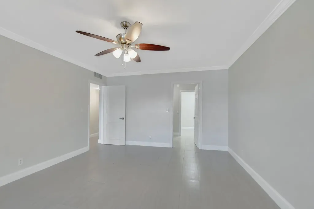800 E Camino Boca Raton FL 33432