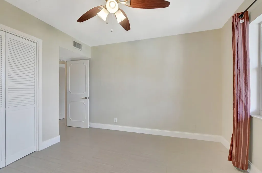 800 E Camino Boca Raton FL 33432