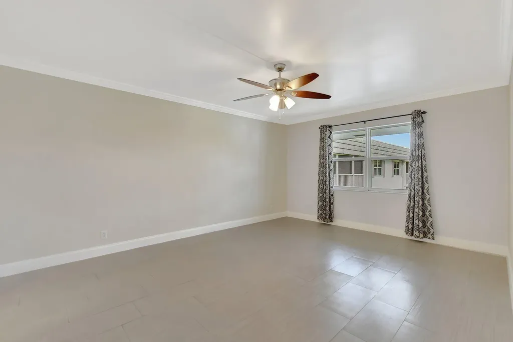 800 E Camino Boca Raton FL 33432