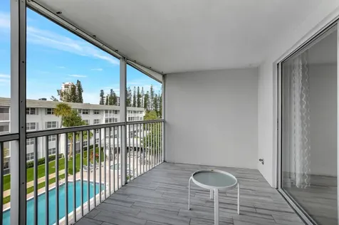 800 E Camino Boca Raton FL 33432