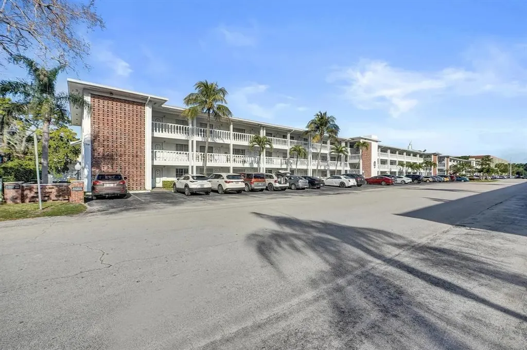 5201 NE 24th Terrace Fort Lauderdale FL 33308