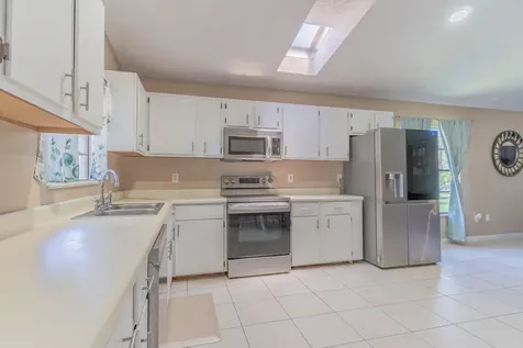 1573 SW Dycus Avenue Port St Lucie FL 34953