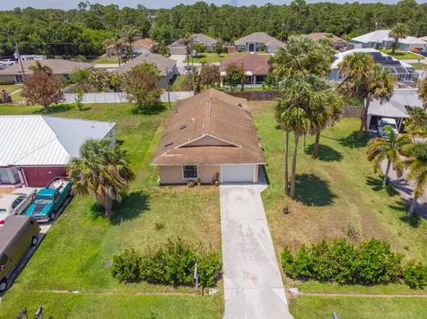 1573 SW Dycus Avenue Port St Lucie FL 34953