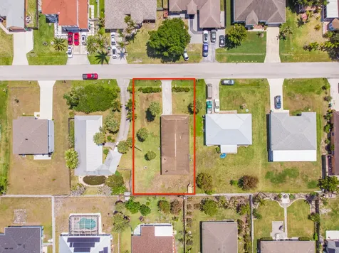 1573 SW Dycus Avenue Port St Lucie FL 34953