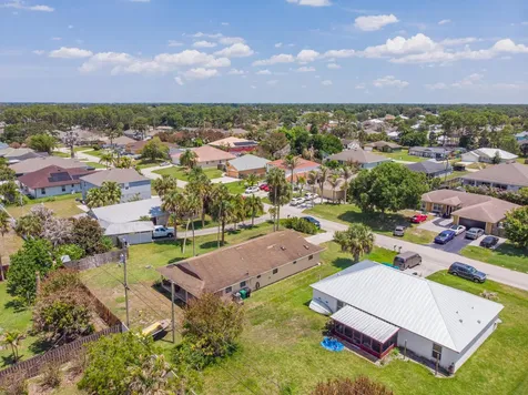 1573 SW Dycus Avenue Port St Lucie FL 34953