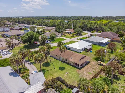 1573 SW Dycus Avenue Port St Lucie FL 34953
