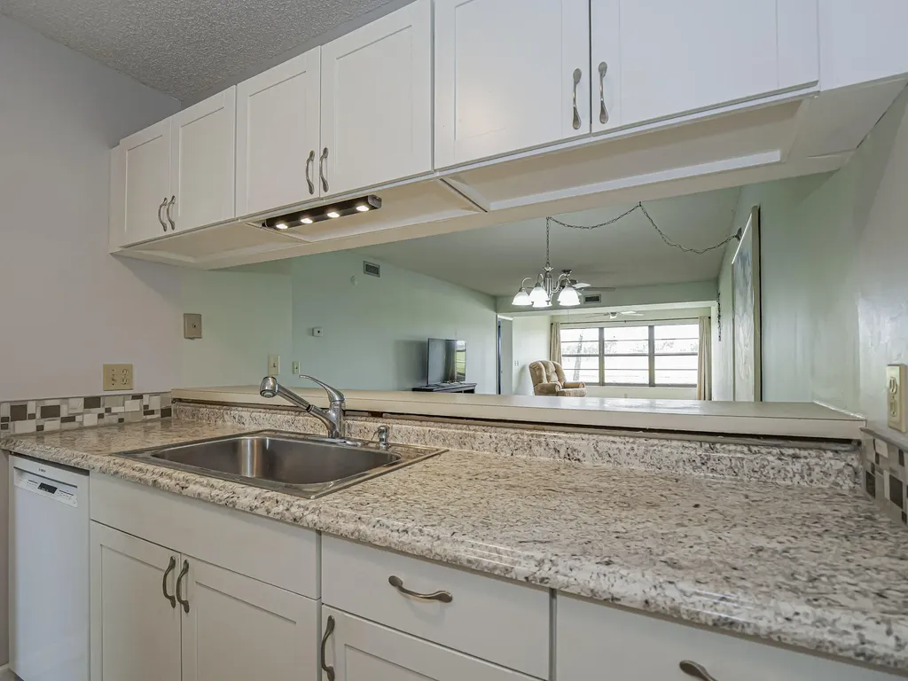 23 Plantation Drive Vero Beach FL 32966