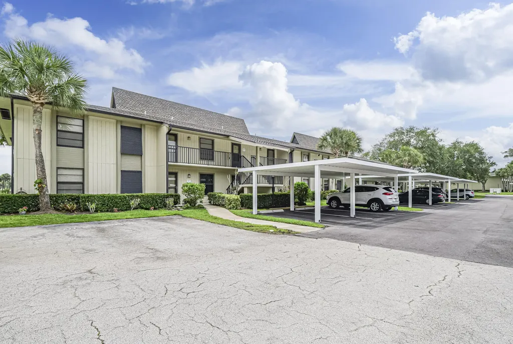 23 Plantation Drive Vero Beach FL 32966
