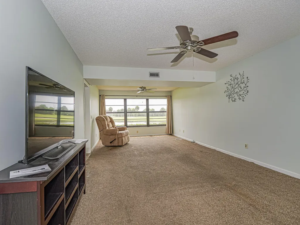 23 Plantation Drive Vero Beach FL 32966