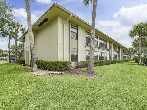 23 Plantation Drive Vero Beach FL 32966