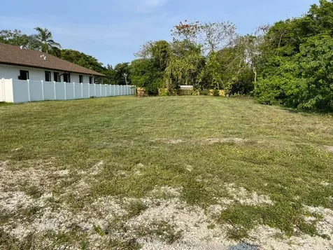2630 NW 20th Avenue Oakland Park FL 33311