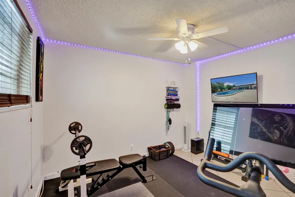 1400 Tallwood Avenue Hollywood FL 33021