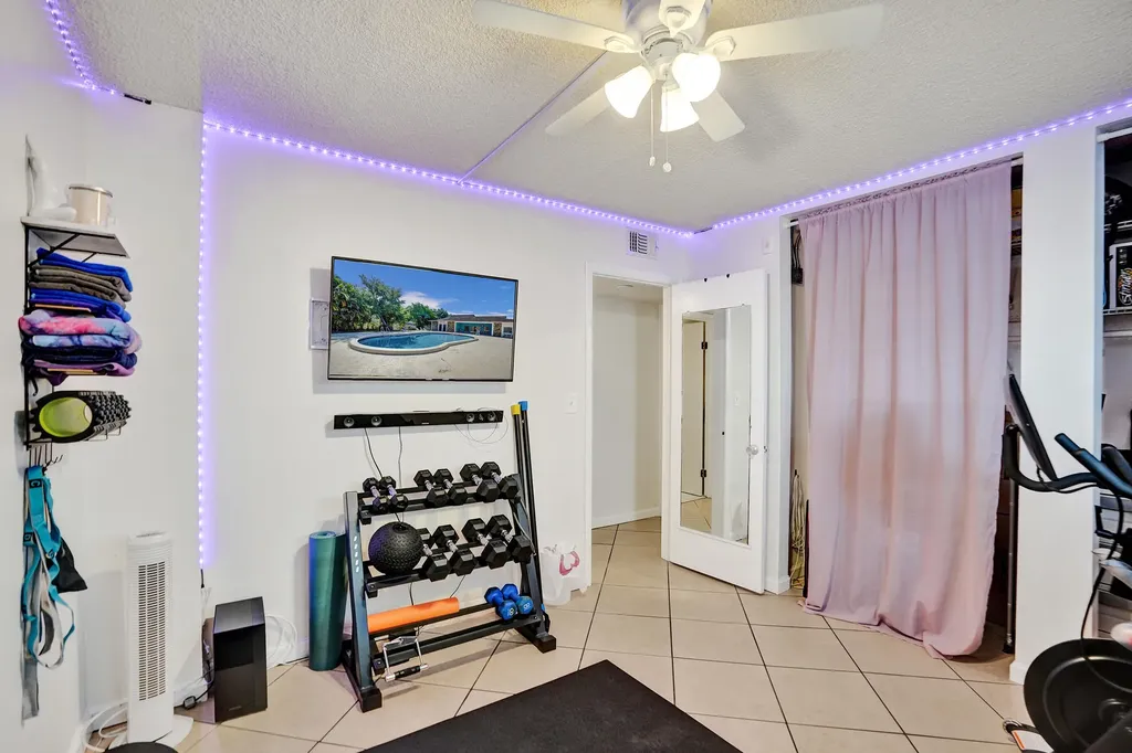 1400 Tallwood Avenue Hollywood FL 33021