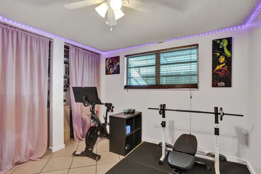 1400 Tallwood Avenue Hollywood FL 33021