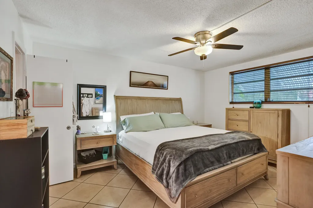 1400 Tallwood Avenue Hollywood FL 33021