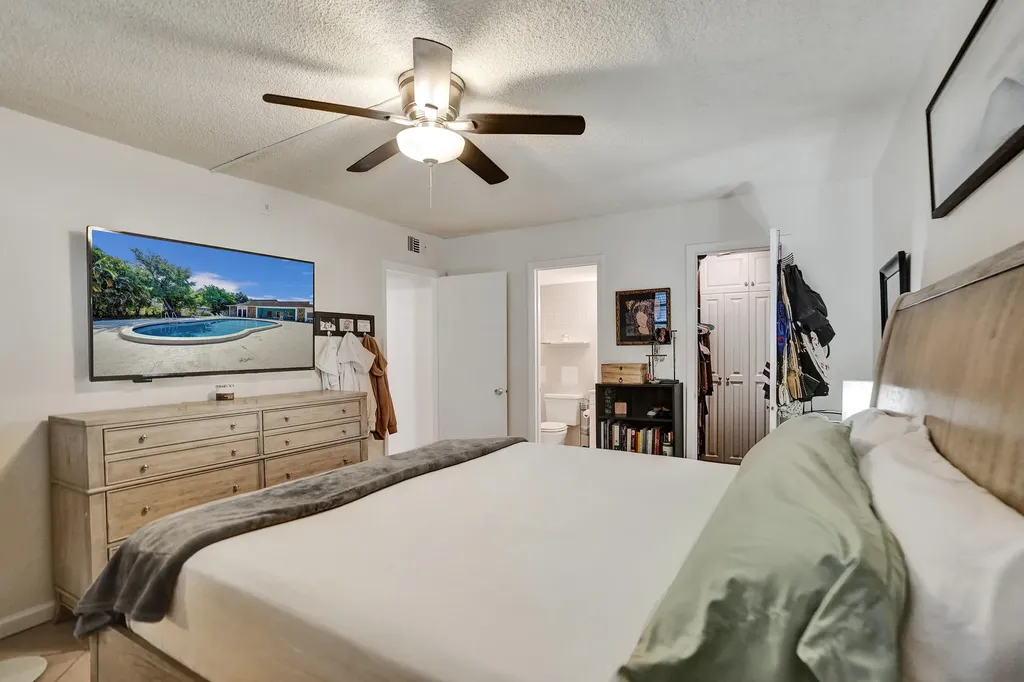 1400 Tallwood Avenue Hollywood FL 33021