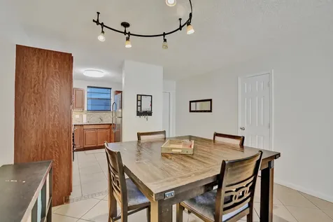 1400 Tallwood Avenue Hollywood FL 33021