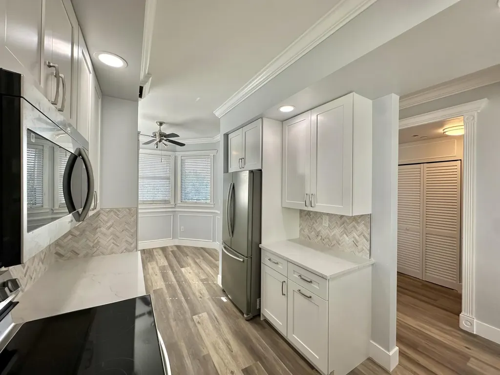 27 Royal Palm Way Boca Raton FL 33432