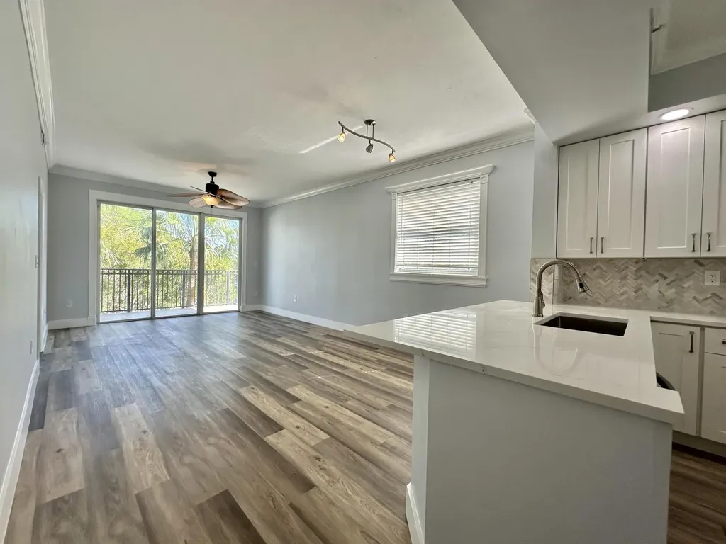 27 Royal Palm Way Boca Raton FL 33432