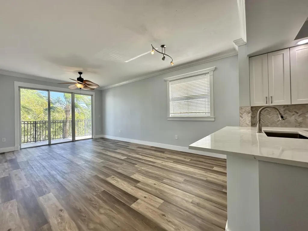 27 Royal Palm Way Boca Raton FL 33432