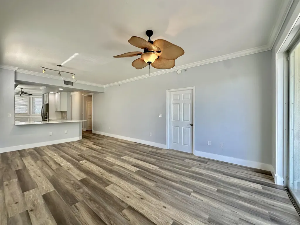 27 Royal Palm Way Boca Raton FL 33432