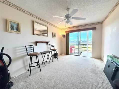 4046 Guildford Boca Raton FL 33434