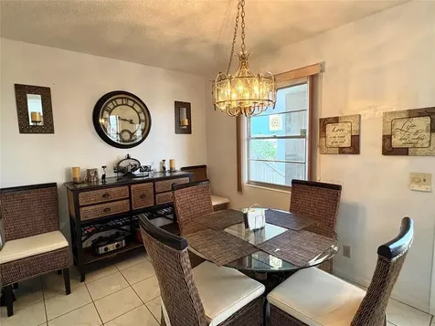4046 Guildford Boca Raton FL 33434