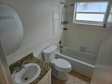 10207 NW 82nd Street Tamarac FL 33321