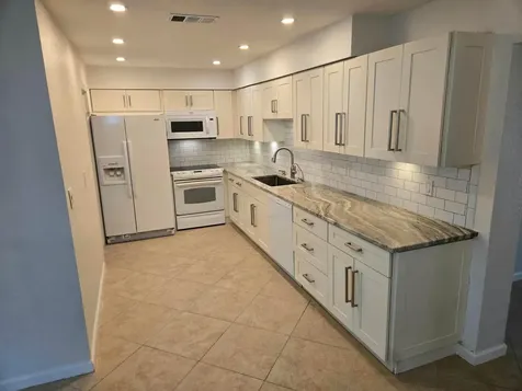 10207 NW 82nd Street Tamarac FL 33321