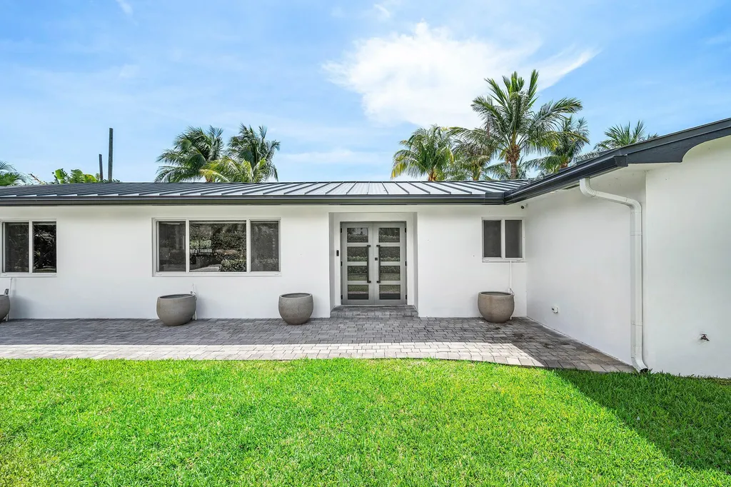 2866 SW 8th Street Boynton Beach FL 33435
