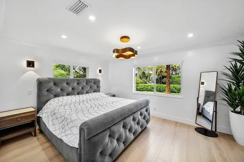 2866 SW 8th Street Boynton Beach FL 33435