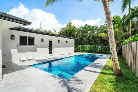 2866 SW 8th Street Boynton Beach FL 33435