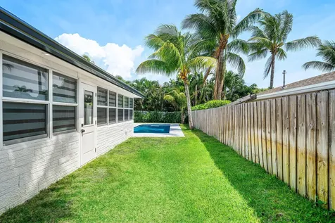 2866 SW 8th Street Boynton Beach FL 33435
