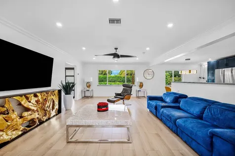 2866 SW 8th Street Boynton Beach FL 33435