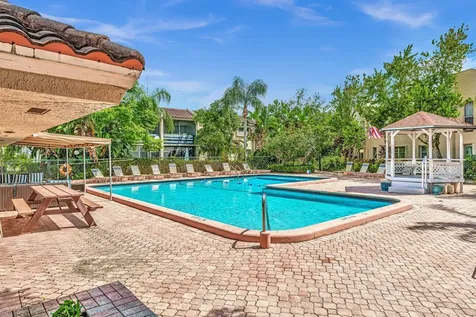 5314 NE 6 Avenue Oakland Park FL 33334