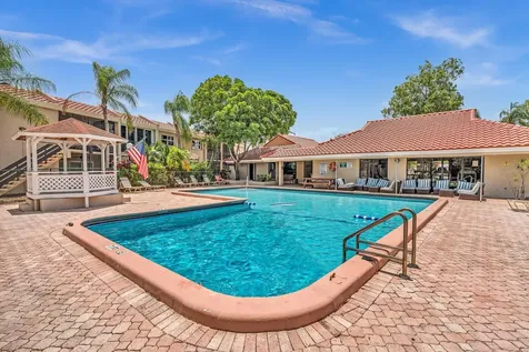 5314 NE 6 Avenue Oakland Park FL 33334