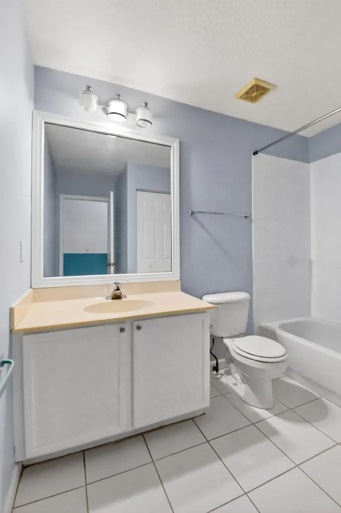 9695 Porta Leona Lane Boynton Beach FL 33472