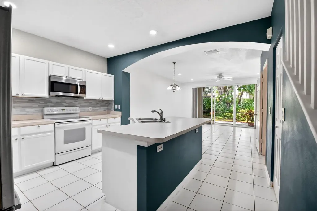 9695 Porta Leona Lane Boynton Beach FL 33472