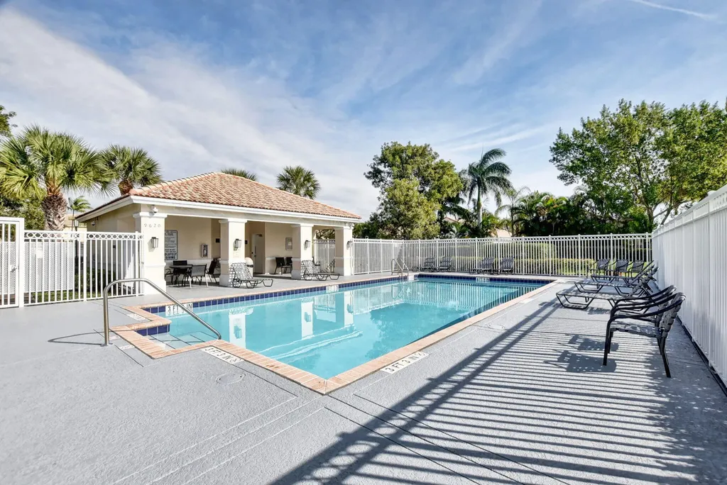 9695 Porta Leona Lane Boynton Beach FL 33472
