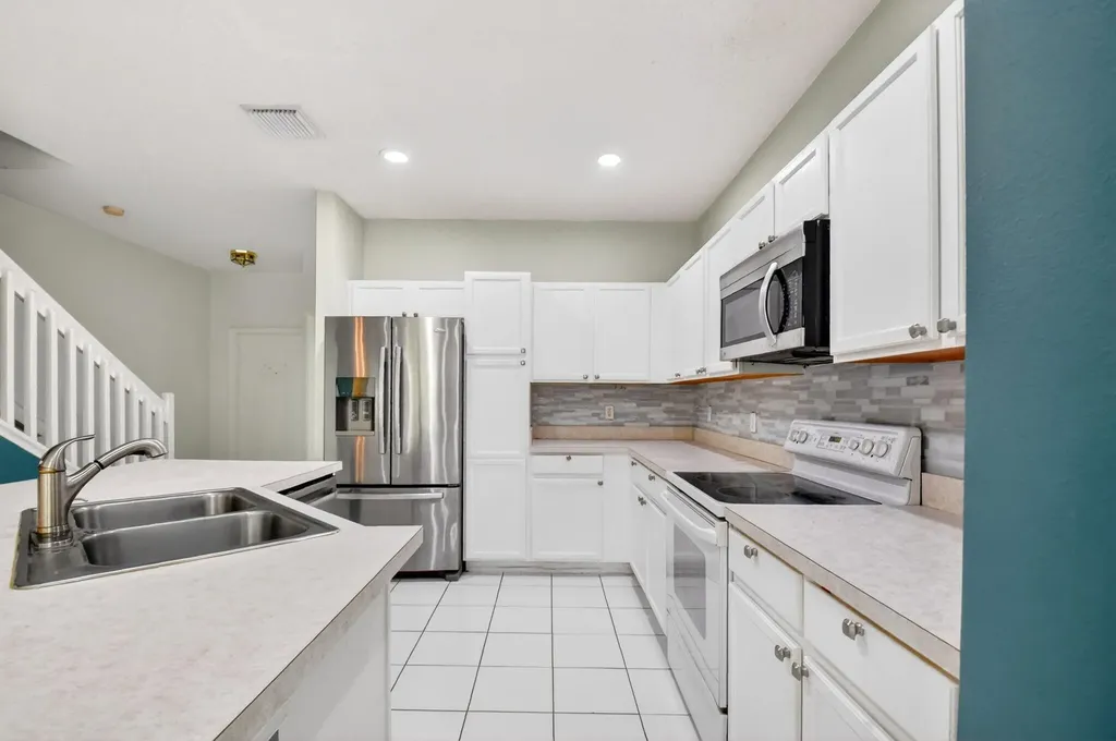 9695 Porta Leona Lane Boynton Beach FL 33472