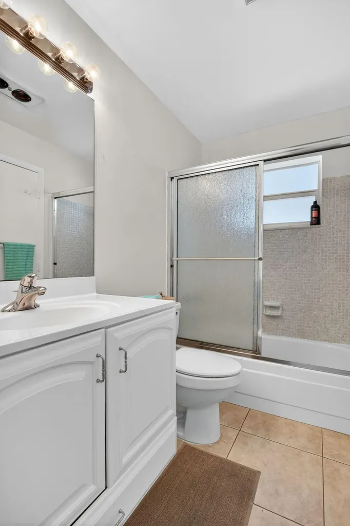 3121 E Golf Boulevard Pompano Beach FL 33064