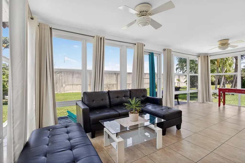 3121 E Golf Boulevard Pompano Beach FL 33064