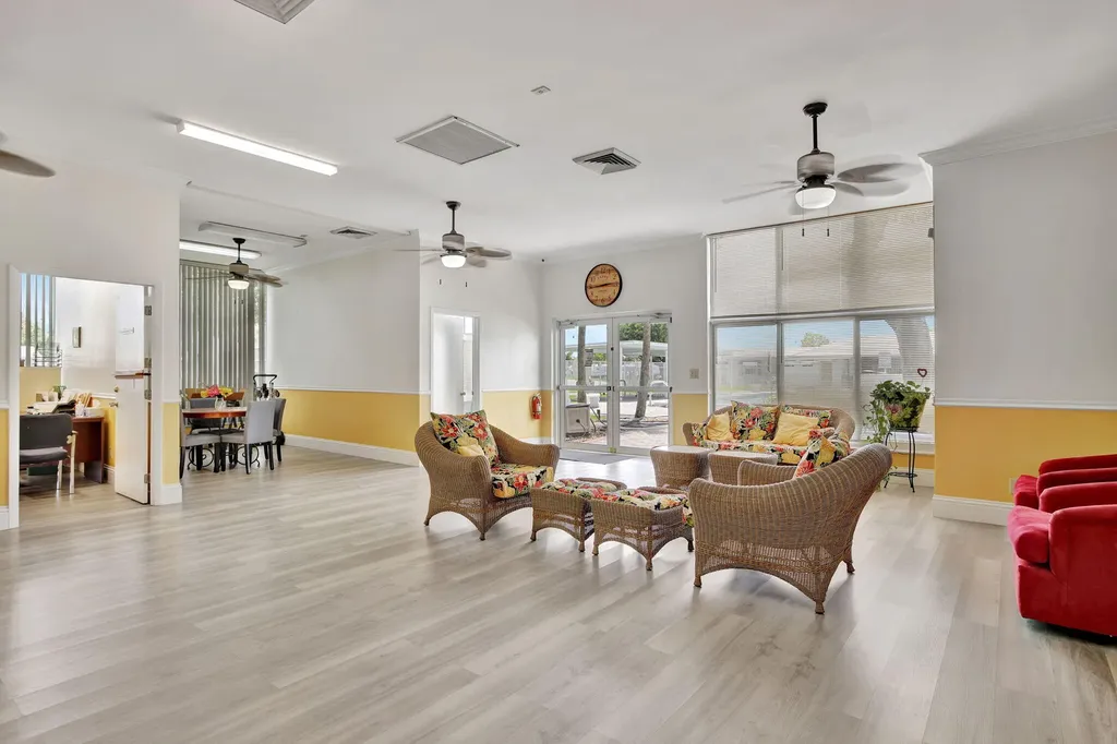 3121 E Golf Boulevard Pompano Beach FL 33064