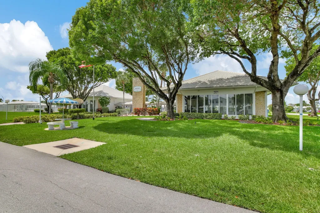 3121 E Golf Boulevard Pompano Beach FL 33064
